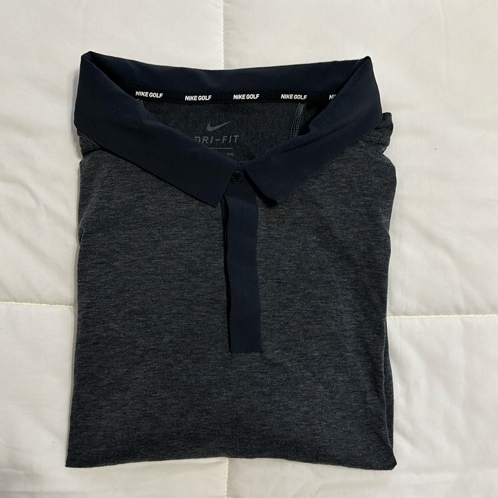 Men’s XXL Dri-Fit Nike Golf Long Sleeve Polo. Charcoal/Black